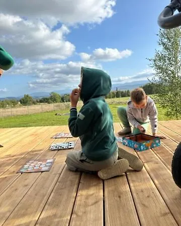 Cozy Izeria Grudza