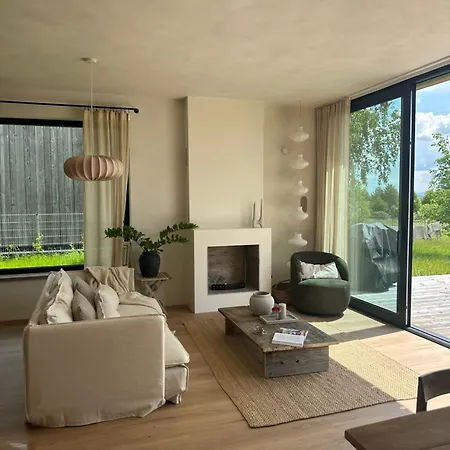 Cozy Izeria Holiday home