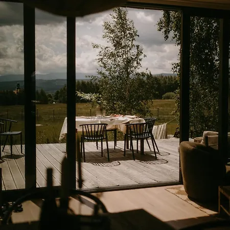 Cozy Izeria