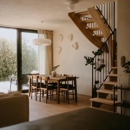 Cozy Izeria Prázdninový dům *
