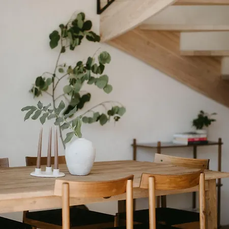 Cozy Izeria